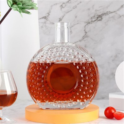 Пляшка XO 700 мл